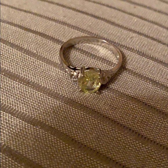 Sterling Silver citrine  stone ring - Picture 3 of 5